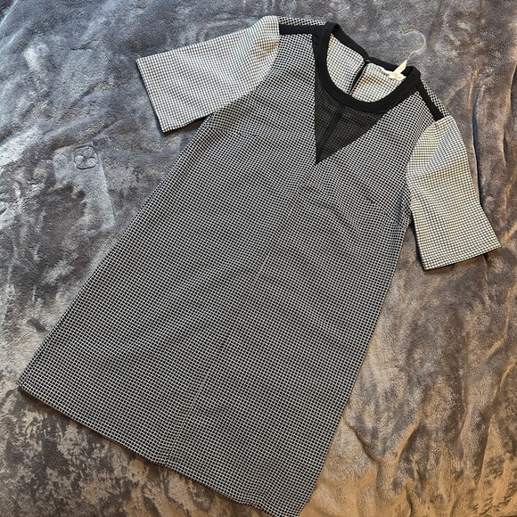 Mod Black & White Shift Dress Shift Sheer Mesh Crew Neck XS Small Office Chic - Picture 2 of 6